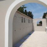 Η ΜΟΝΗ ΒΑΤΟΠΑΙΔΙΟΥ ΣΤΗΡΙΖΕΙ ΤΙΣ ΚΑΤΑΣΚΗΝΩΣΕΙΣ ΤΗΣ ΜΗΤΡΟΠΟΛΕΩΣ ΚΕΡΚΥΡΑΣ