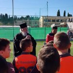 Ο ΜΗΤΡΟΠΟΛΙΤΗΣ ΚΕΡΚΥΡΑΣ ΚΟΝΤΑ ΣΤΑ ΠΑΙΔΙΑ (1)