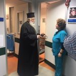 Ο ΜΗΤΡΟΠΟΛΙΤΗΣ ΚΕΡΚΥΡΑΣ ΚΟΝΤΑ ΣΤΟΥΣ ΕΜΠΕΡΙΣΤΑΤΟΥΣ (3)