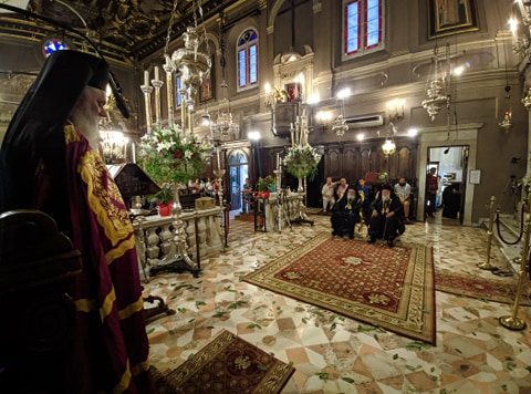 ΞΕΚΙΝΗΣΑΝ ΟΙ ΛΑΤΡΕΥΤΙΚΕΣ ΕΚΔΗΛΩΣΕΙΣ ΓΙΑ ΤΟ ΘΑΥΜΑ ΤΟΥ ΑΓΙΟΥ ΣΠΥΡΙΔΩΝΑ ΣΤΗΝ ΚΕΡΚΥΡΑ (6)