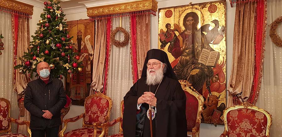 ΤΑ ΚΑΛΑΝΤΑ ΣΤΟΝ ΜΗΤΡΟΠΟΛΙΤΗ ΚΕΡΚΥΡΑΣ ΑΠΟ ΤΙΣ ΦΙΛΑΡΜΟΝΙΚΕΣ ΤΗΣ ΠΟΛΗΣ (1)