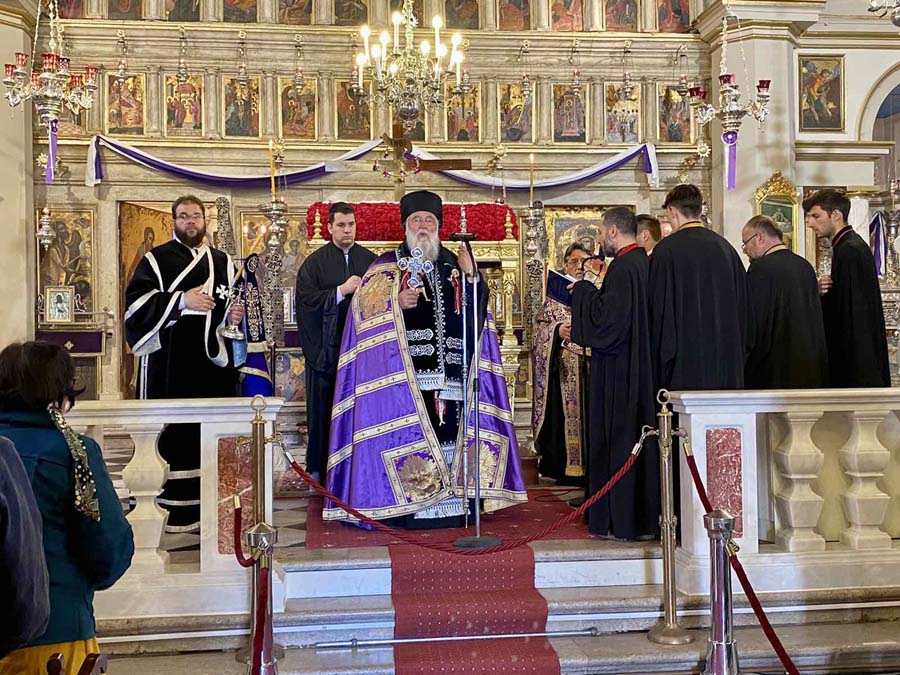 Ο εσπερινός της αποκαθήλωσης στην Κέρκυρα (10)