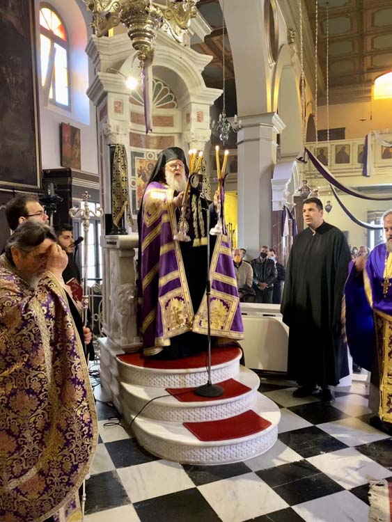 Ο εσπερινός της αποκαθήλωσης στην Κέρκυρα (11)