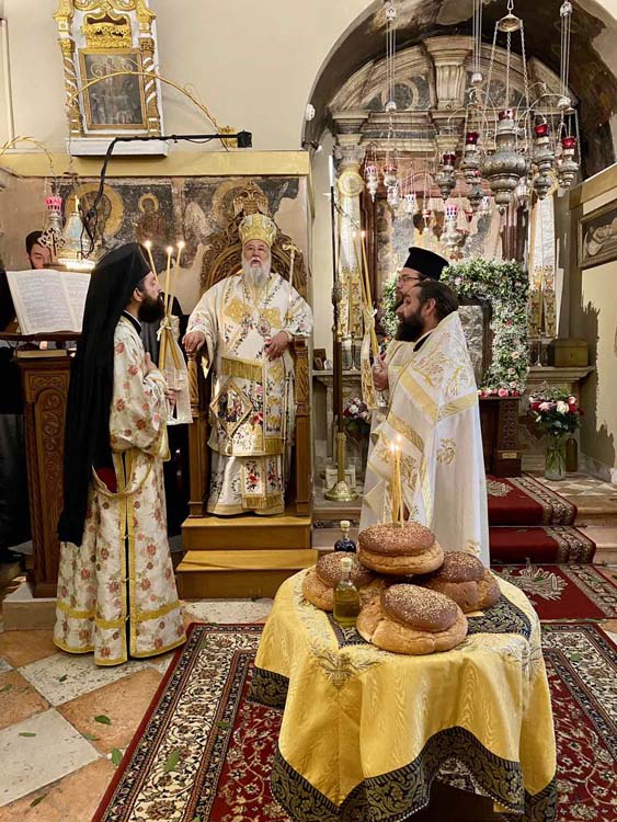 Το υπερφυές θαύμα της Παναγίας Κασσιοπίτρας στην Κέρκυρα (6)