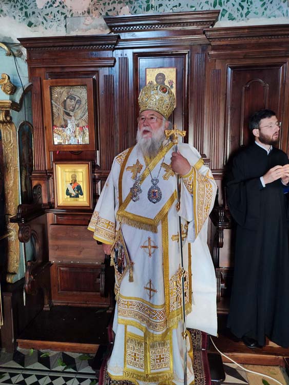 Χειροτονία νέου πρεσβυτέρου στην Κέρκυρα (2)