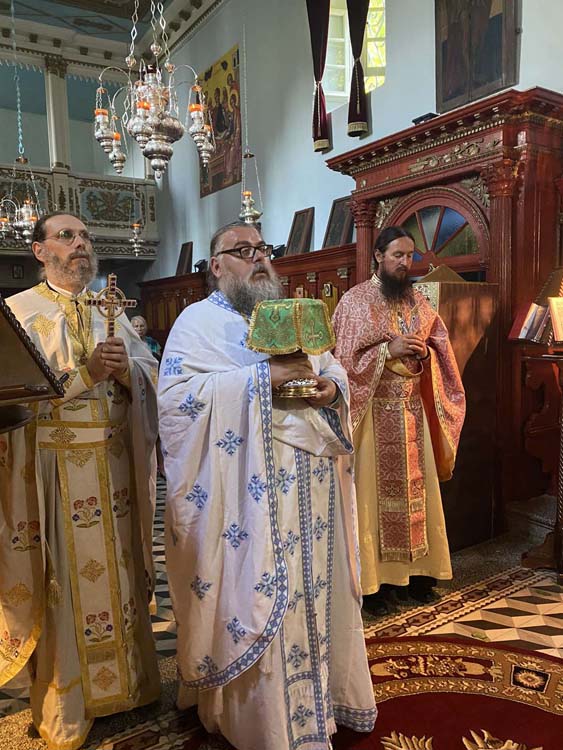 Κερκύρας Νεκτάριος, Οι μοναστικές αδελφότητες μαρτυρούν και αντιστέκονται στο κοσμικό φρόνημα (4)