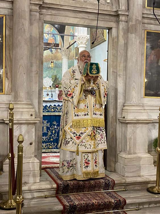 Ιεροδιακόνου στο Ιερό προσκύνημα του Αγίου Σπυρίδωνος στη Κέρκυρα 15