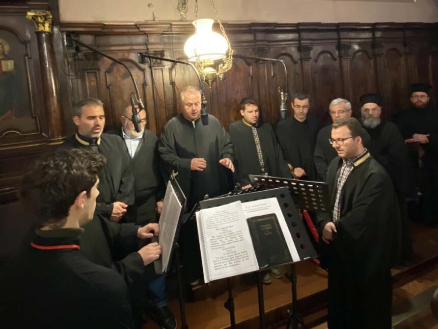 ΘΕΙΑ ΛΕΙΤΟΥΡΓΙΑ ΓΙΑ ΤΗΝ ΣΥΜΠΛΗΡΩΣΗ 20 ΧΡΟΝΩΝ ΑΠΟ ΤΗΝ ΕΝΘΡΟΝΙΣΗ ΤΟΥ ΜΗΤΡΟΠΟΛΙΤΗ ΚΕΡΚΥΡΑΣ 1