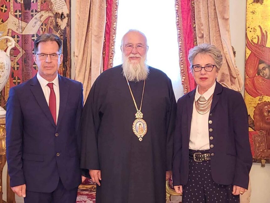 ΚΑΙ ΛΑΟΣ ΕΥΧΗΘΗΚΑΝ ΣΤΟΝ ΜΗΤΡΟΠΟΛΙΤΗ ΚΕΡΚΥΡΑΣ 9 1