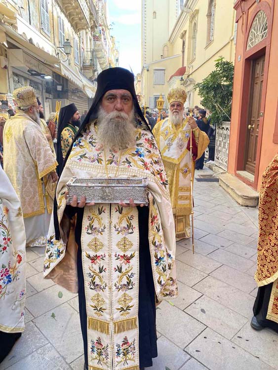 στην Κέρκυρα 19