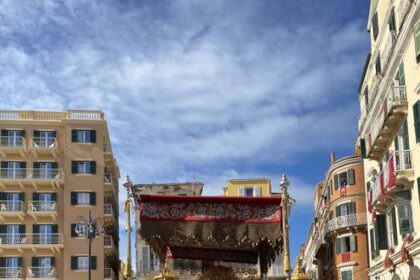 στην Κέρκυρα 6