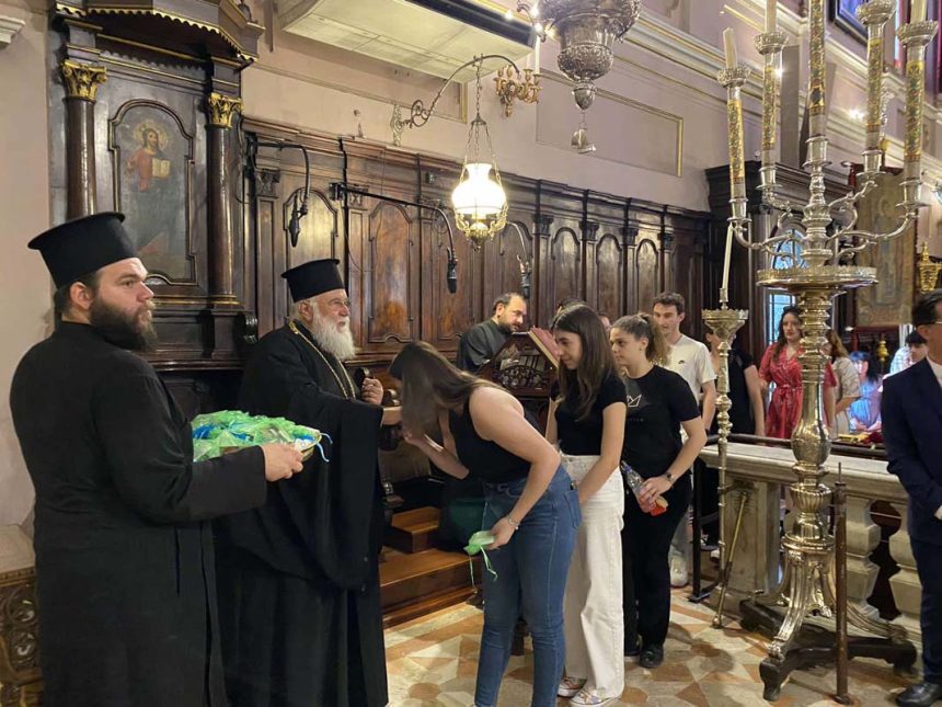 ΠΑΡΑΚΛΗΣΗ ΓΙΑ ΤΟΥΣ ΥΠΟΨΗΦΙΟΥΣ ΤΩΝ ΠΑΝΕΛΛΗΝΙΩΝ ΣΤΗΝ ΜΗΤΡΟΠΟΛΗ ΚΕΡΚΥΡΑΣ (8)