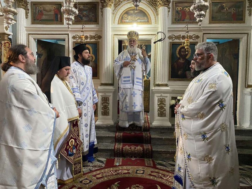 Σε δύο γυναικείες ιερές μονές της Αγίας Παρασκευής Κερκύρας χοροστάτησε ο Σεβ. κ. Νεκτάριος (10)