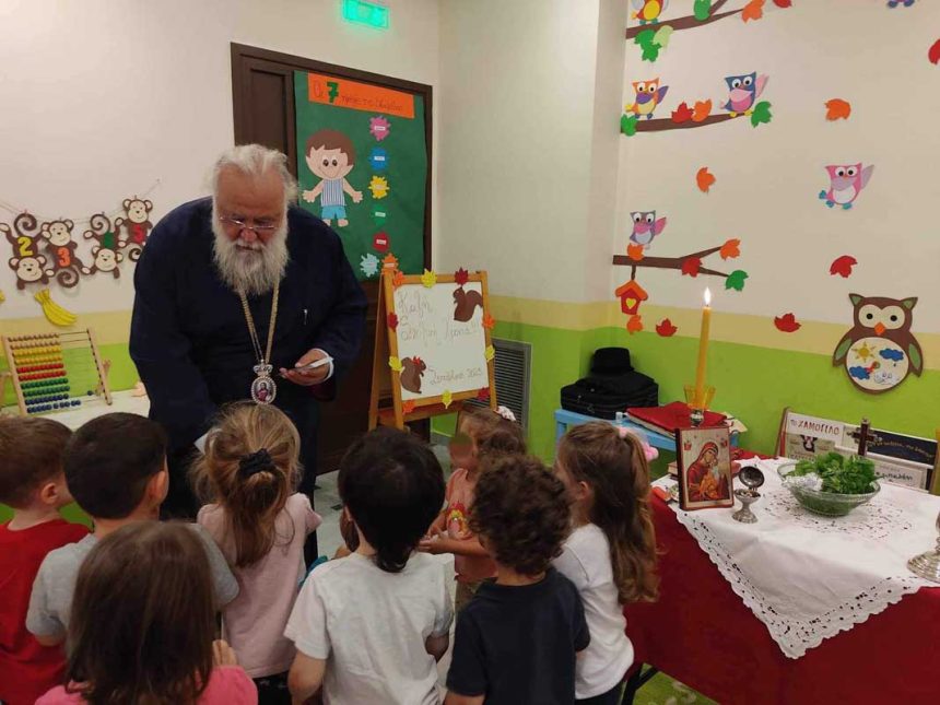 Ο ΜΗΤΡΟΠΟΛΙΤΗΣ ΚΕΡΚΥΡΑΣ ΣΤΟΝ ΒΡΕΦΟΝΗΠΙΑΚΟ ΣΤΑΘΜΟ «ΕΛΕΝΗ ΜΠΕΛΛΟΥ» (5)