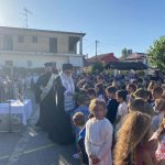 Ο ΜΗΤΡΟΠΟΛΙΤΗΣ ΚΕΡΚΥΡΑΣ ΣΤΟΥΣ ΑΓΙΑΣΜΟΥΣ ΤΩΝ ΣΧΟΛΕΙΩΝ (3)