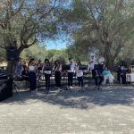 Ο ΜΗΤΡΟΠΟΛΙΤΗΣ ΚΕΡΚΥΡΑΣ ΣΤΟΥΣ ΑΓΙΑΣΜΟΥΣ ΤΩΝ ΣΧΟΛΕΙΩΝ (4)