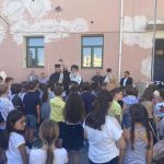 Ο ΜΗΤΡΟΠΟΛΙΤΗΣ ΚΕΡΚΥΡΑΣ ΣΤΟΥΣ ΑΓΙΑΣΜΟΥΣ ΤΩΝ ΣΧΟΛΕΙΩΝ (8)