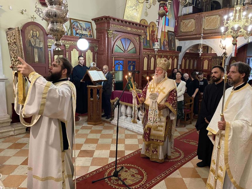 Τοποθέτηση νέου εφημερίου από τον Κερκύρας Νεκτάριο (8)