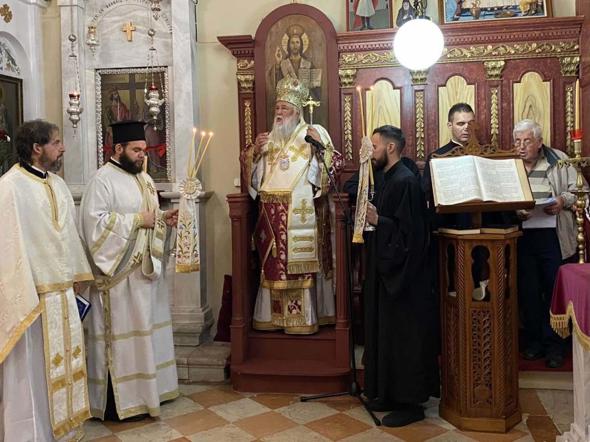 Τοποθέτηση νέου εφημερίου από τον Κερκύρας Νεκτάριο (9)