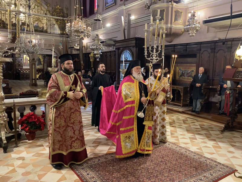 Προεορτια Θεία Λειτουργία στο Ιερό Προσκύνημα του Αγίου Σπυρίδωνος (12)