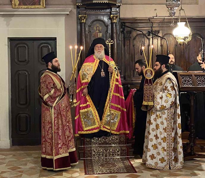 Προεορτια Θεία Λειτουργία στο Ιερό Προσκύνημα του Αγίου Σπυρίδωνος (7)