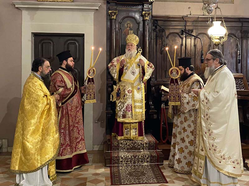 Προεορτια Θεία Λειτουργία στο Ιερό Προσκύνημα του Αγίου Σπυρίδωνος (9)