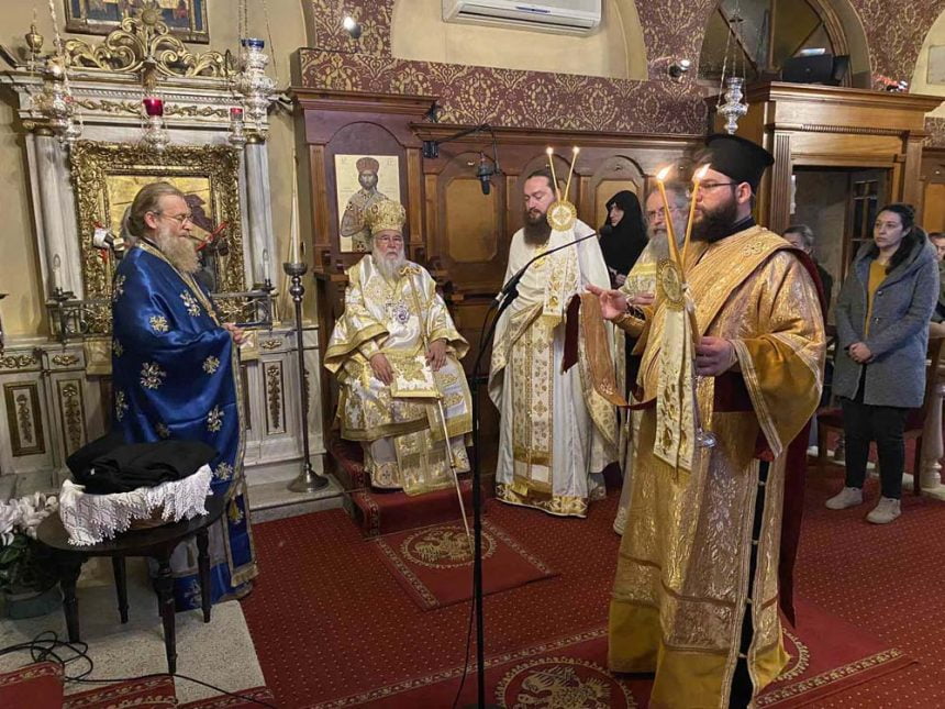 ΚΟΥΡΑ ΜΟΝΑΧΟΥ ΣΤΗΝ ΜΗΤΡΟΠΟΛΗ ΚΕΡΚΥΡΑΣ (17)