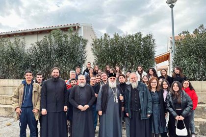 Ο ΜΗΤΡΟΠΟΛΙΤΗΣ ΚΕΡΚΥΡΑΣ ΜΕ ΤΑ ΣΤΕΛΕΧΗ ΤΩΝ ΚΑΤΑΣΚΗΝΩΣΕΩΝ (1)