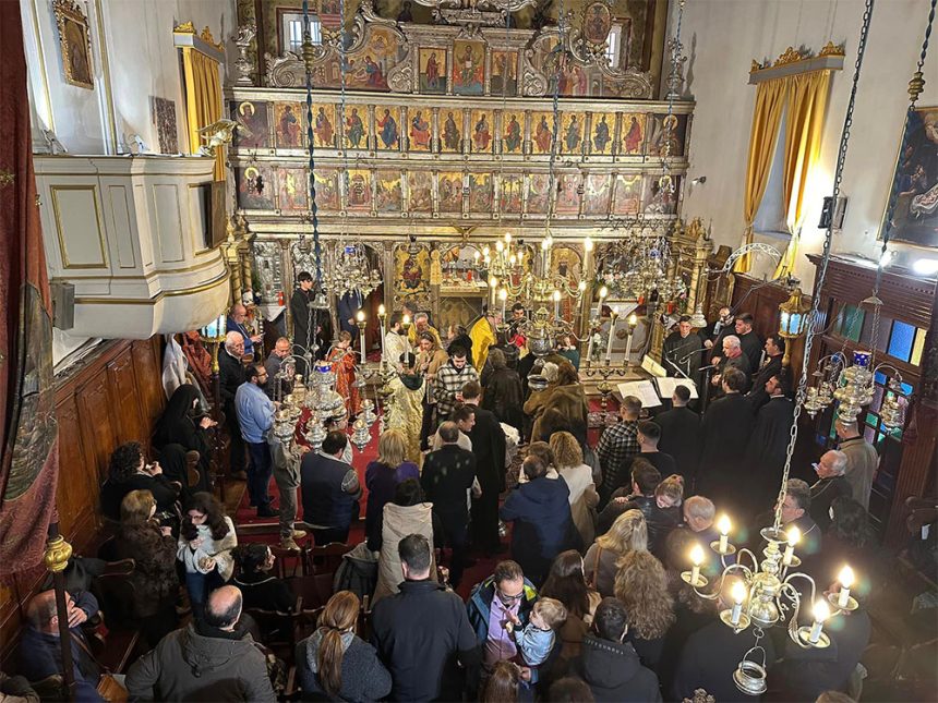 ΧΕΙΡΟΤΟΝΙΑ ΔΙΑΚΟΝΟΥ ΣΤΗΝ ΜΗΤΡΟΠΟΛΗ ΚΕΡΚΥΡΑΣ 1