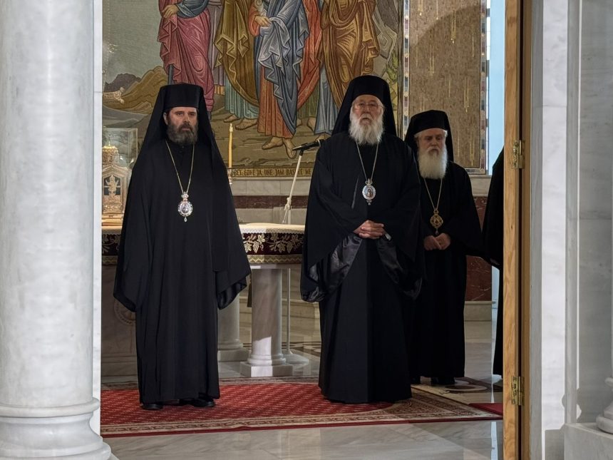 p mitropolitis kerkyras sta tirana (12)