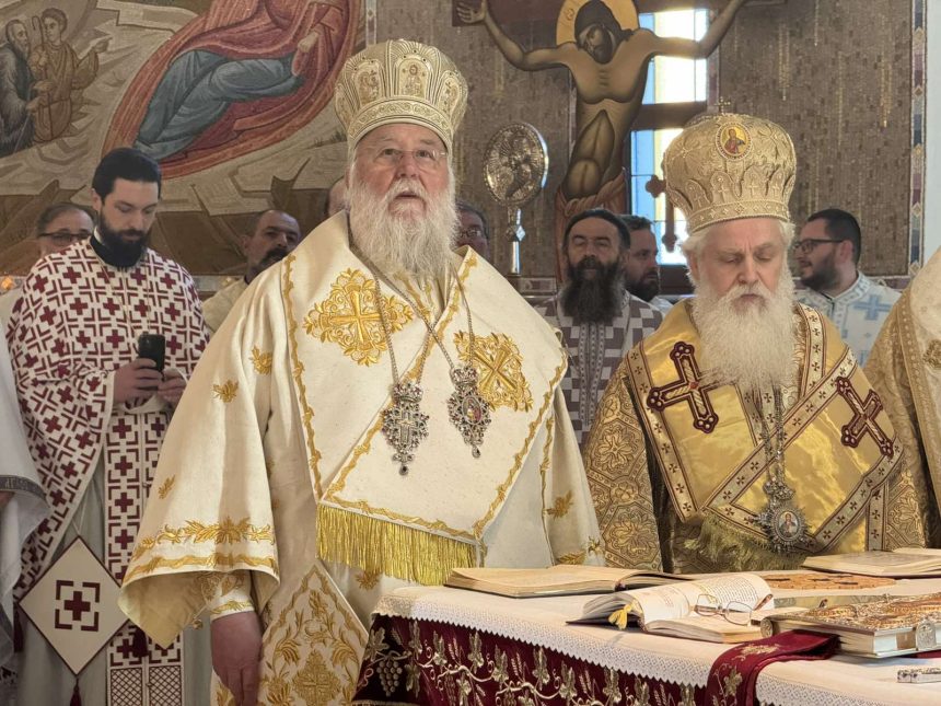 p mitropolitis kerkyras sta tirana (13)