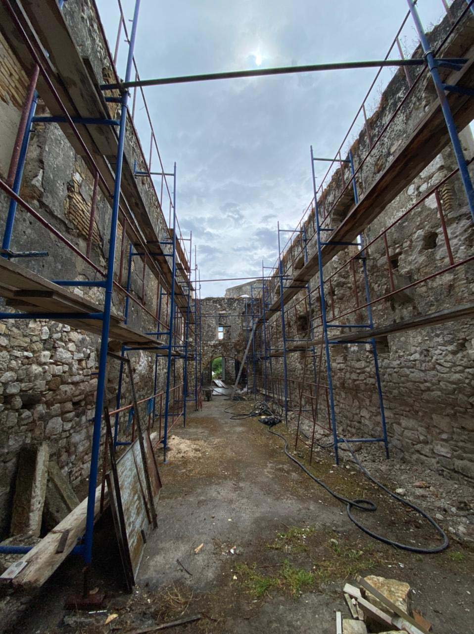 ΑΝΑΣΤΥΛΩΣΗ ΙΣΤΟΡΙΚΗΣ ΙΕΡΑΣ ΜΟΝΗΣ ΑΓΙΩΝ ΘΕΟΔΩΡΟΥ ΚΑΙ ΓΕΩΡΓΙΟΥ ΣΤΡΑΤΙΑΣ (1)