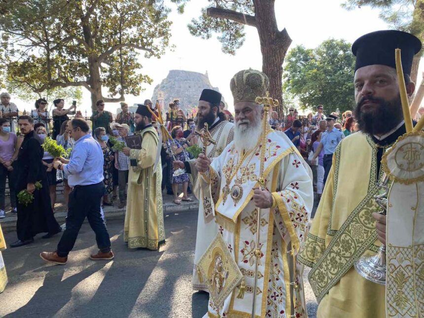 Λιτάνευση του Ιερού Σκηνώματος του Αγίου Σπυρίδωνος (6)