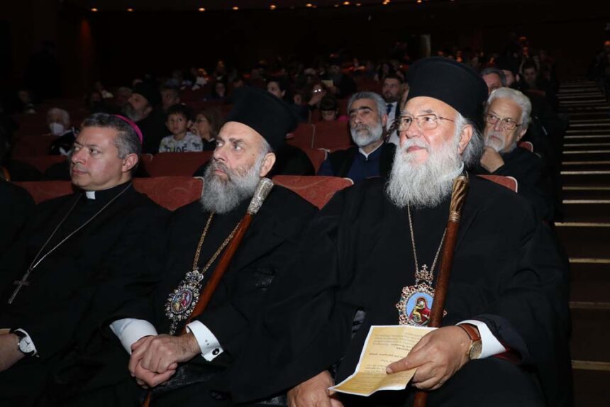 ΕΚΔΗΛΩΣΗ ΓΙΑ ΤΗΝ ΣΥΜΠΛΗΡΩΣΗ 20 ΧΡΟΝΩΝ ΑΠΟ ΤΗΝ ΕΝΘΡΟΝΙΣΗ ΤΟΥ ΜΗΤΡΟΠΟΛΙΤΗ ΚΕΡΚΥΡΑΣ 8