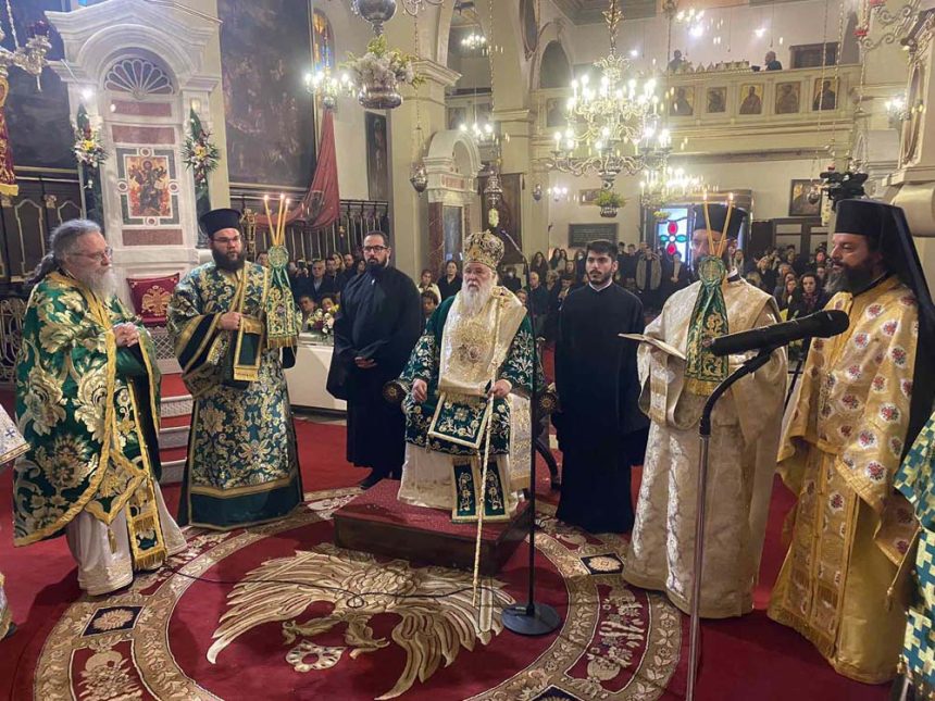 ΘΕΙΑ ΛΕΙΤΟΥΡΓΙΑ ΓΙΑ ΤΗΝ ΕΟΡΤΗ ΤΗΣ ΑΓΙΑΣ ΘΕΟΔΩΡΑΣ ΚΑΙ ΧΕΙΡΟΤΟΝΙΑ ΔΙΑΚΟΝΟΥ ΣΤΗΝ ΚΕΡΚΥΡΑ (18)