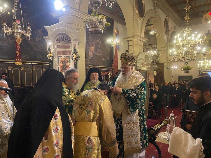 ΘΕΙΑ ΛΕΙΤΟΥΡΓΙΑ ΓΙΑ ΤΗΝ ΕΟΡΤΗ ΤΗΣ ΑΓΙΑΣ ΘΕΟΔΩΡΑΣ ΚΑΙ ΧΕΙΡΟΤΟΝΙΑ ΔΙΑΚΟΝΟΥ ΣΤΗΝ ΚΕΡΚΥΡΑ (27)