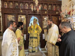 o mitropolitis kerkyras stin enoria koimiseos theotokou lofou kogievina (1)