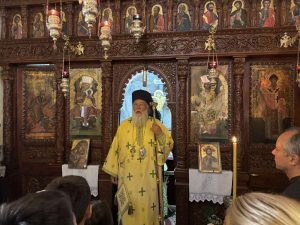 o mitropolitis kerkyras stin enoria koimiseos theotokou lofou kogievina (11)