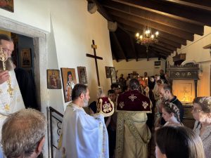 o mitropolitis kerkyras stin enoria koimiseos theotokou lofou kogievina (8)